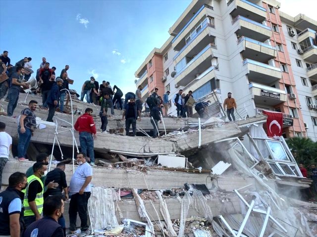 İzmir'de yıkılan apartmanda ''bomba kat'' detayı! - Resim : 2