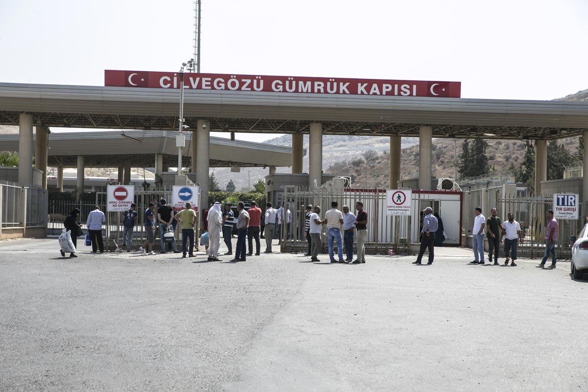 Suriyelilerin bayram tatili bitti ! Geri dönüyorlar... - Resim : 1