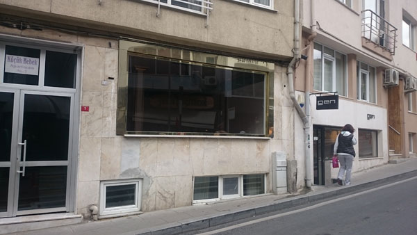 Murat Yıldırım dükkanı kapattı - Resim : 1