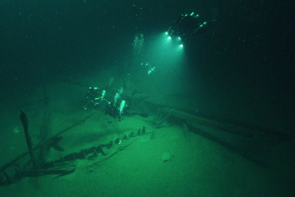 Karadeniz'de tarihi keşif ! 2.500 yıllık gemi bozulmamış - Resim : 2